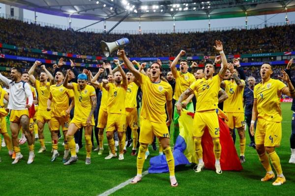 Romania, Slovakia make last 16 after lively draw