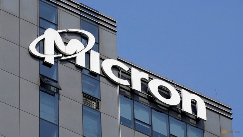 Micron tumbles as AI revenue surge falls short of lofty expectations